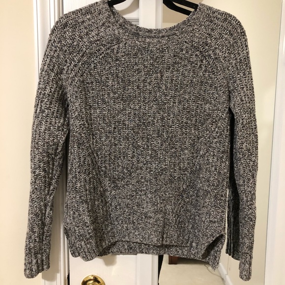 Sweater - Picture 1 of 4